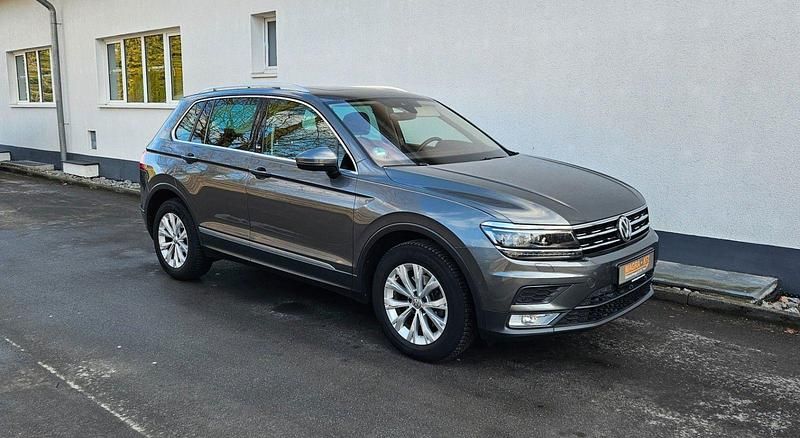 Gebraucht VW Tiguan Sound 150 PS (110 kW) 2017 Grau SUV