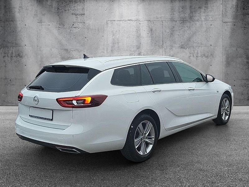 Gebraucht Opel Insignia Elegance 174 PS (127 kW) 2022 Weiß Kombi