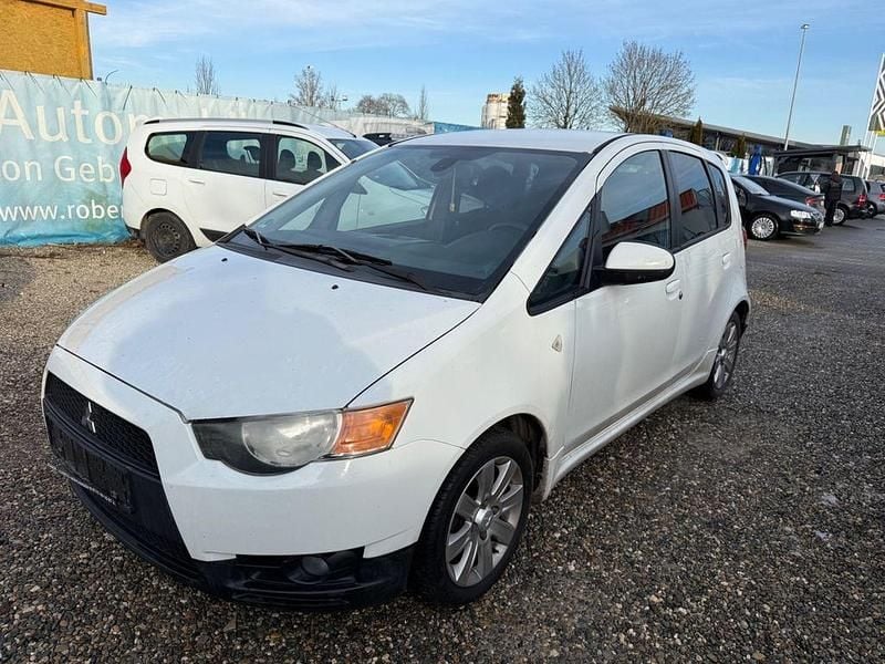 Weiß Gebraucht 2010 Mitsubishi Colt Limousine | 1.650 € (Superpreis) - Bild 1/4