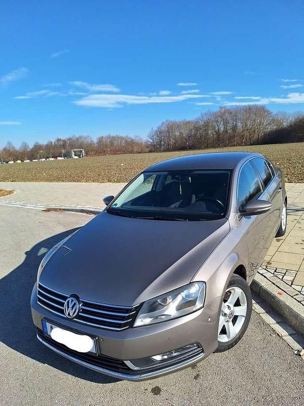 Gebraucht 2011 VW Passat Limousine | 6.000 € (Superpreis) - Bild 1/4
