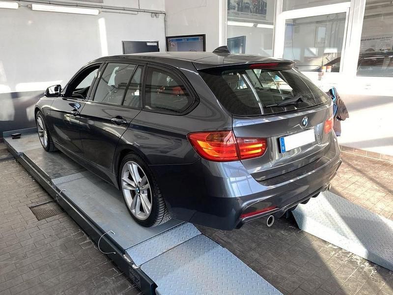 Gebraucht BMW 335 Performance 306 PS (225 kW) 2014 Grau Kombi