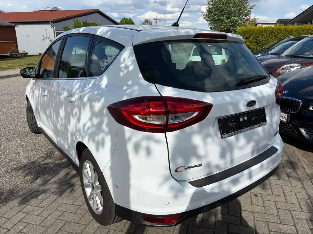 Gebraucht Ford C-MAX Titanium 150 PS (110 kW) 2017 Weiß Van / Kleinbus