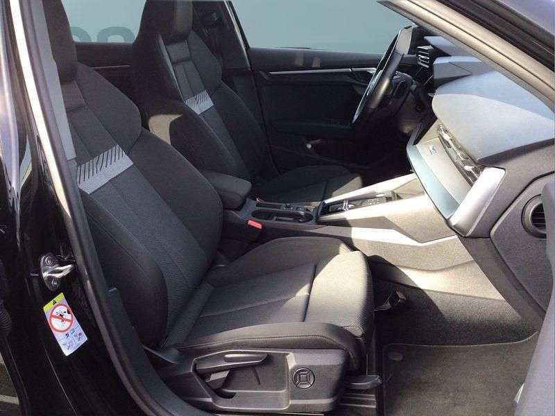 Gebraucht Audi A3 Sportback 110 PS (80 kW) 2021 Schwarz Kleinwagen