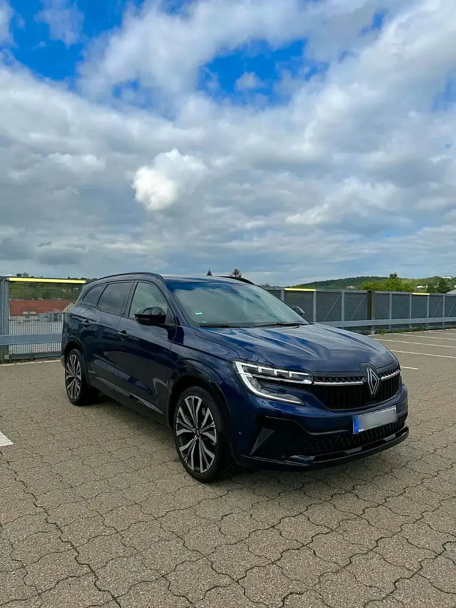 Gebraucht Renault Espace Iconic 200 PS (147 kW) 2024 Blau SUV