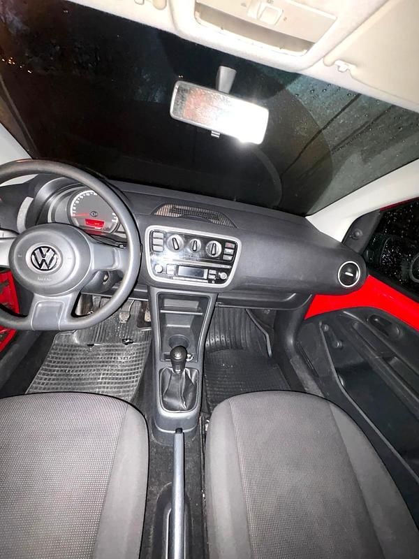Gebraucht VW up! 60 PS (44 kW) 2015 Rot Kleinwagen