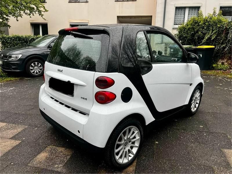 Gebraucht Smart ForTwo Coupé 2010 Weiß Coupé