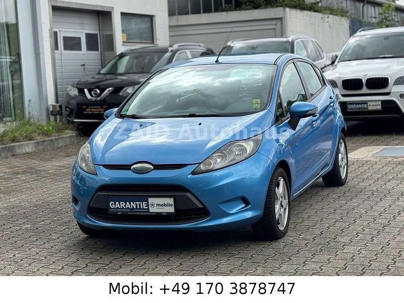 Gebraucht Ford Fiesta Trend 82 PS (60 kW) 2010 Blau Kleinwagen