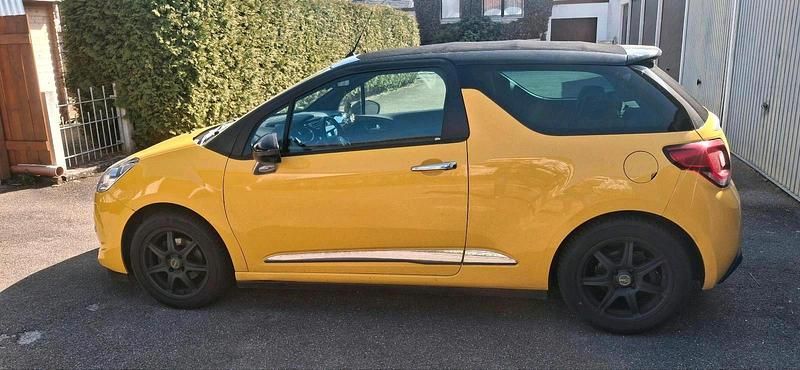 Gebraucht Citroën DS3 Cabriolet 120 PS (88 kW) 2013 Gelb Cabrio