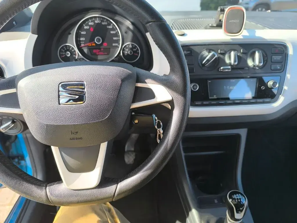 Gebraucht Seat Mii Chic 60 PS (44 kW) 2019 Blau Kleinwagen