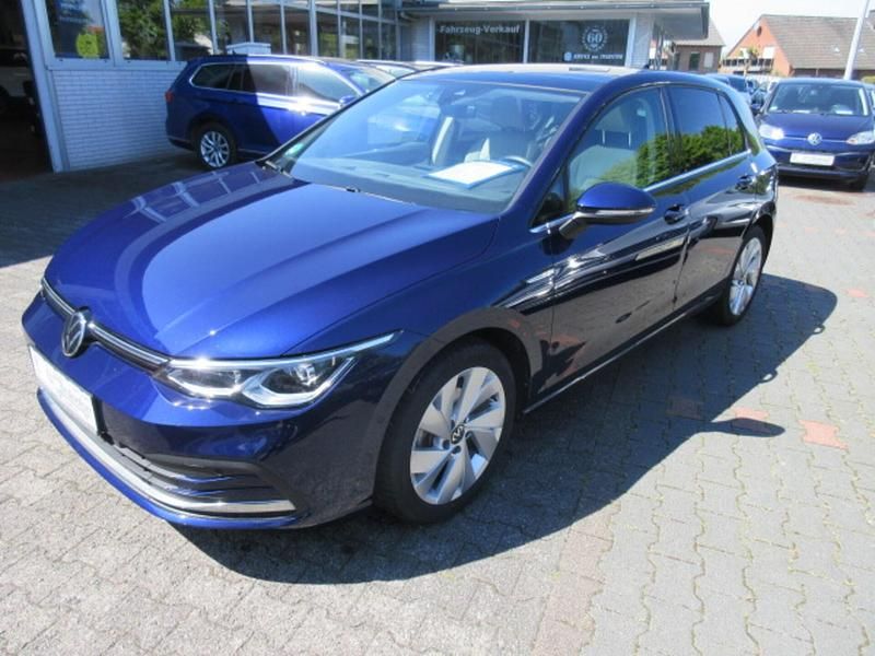 Gebraucht VW Golf VII Style 150 PS (110 kW) 2021 Blau Kleinwagen
