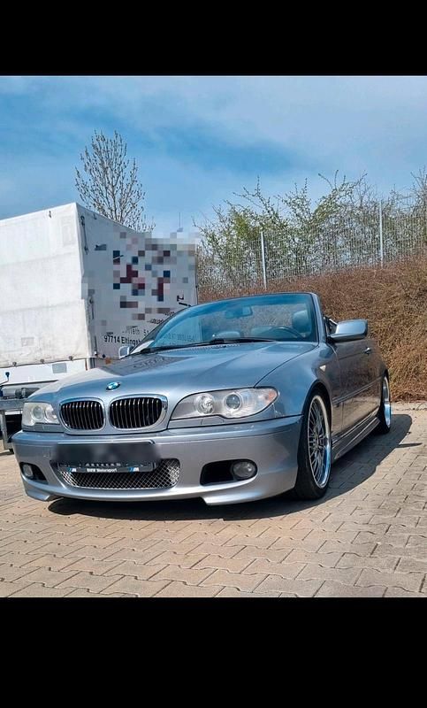 Grau Gebraucht 2005 BMW 320 Cabriolet M Sport Cabrio | 10.800 € (Teuer) - Bild 1/4