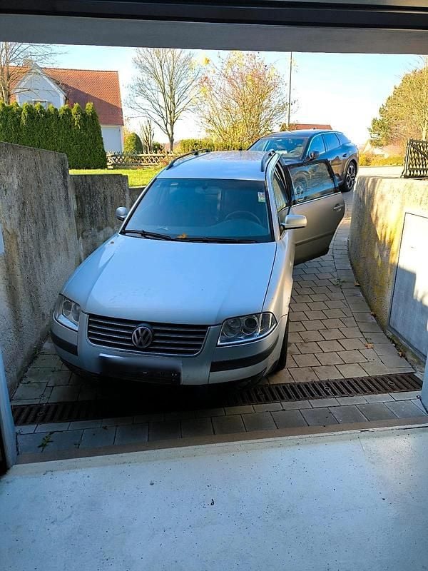 Gebraucht VW Passat 131 PS (96 kW) 2003 Silber Kombi