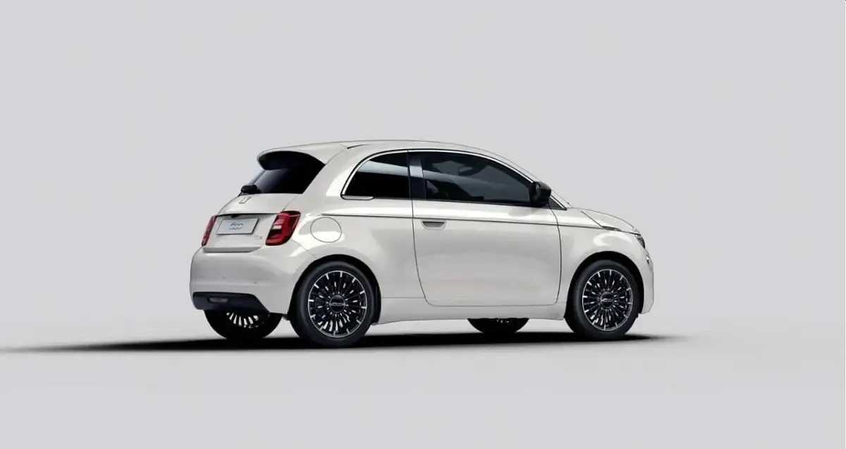 Neu Fiat 500e La Prima 86 kW (118 PS) 2026 Weiß Kleinwagen