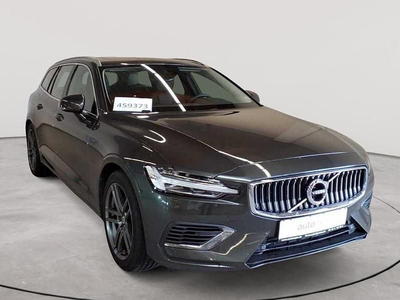 Pine grey metallic Gebraucht 2020 Volvo V60 Inscription Kombi | 25.890 € (Guter Preis) - Bild 1/4
