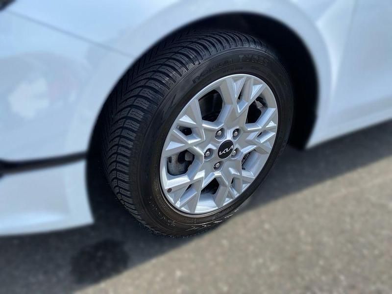 Gebraucht Kia Ceed Vision 140 PS (102 kW) 2024 Weiß Kleinwagen