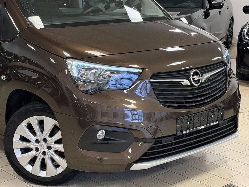 Gebraucht Opel Combo Life 131 PS (96 kW) 2019 Braun Van / Kleinbus