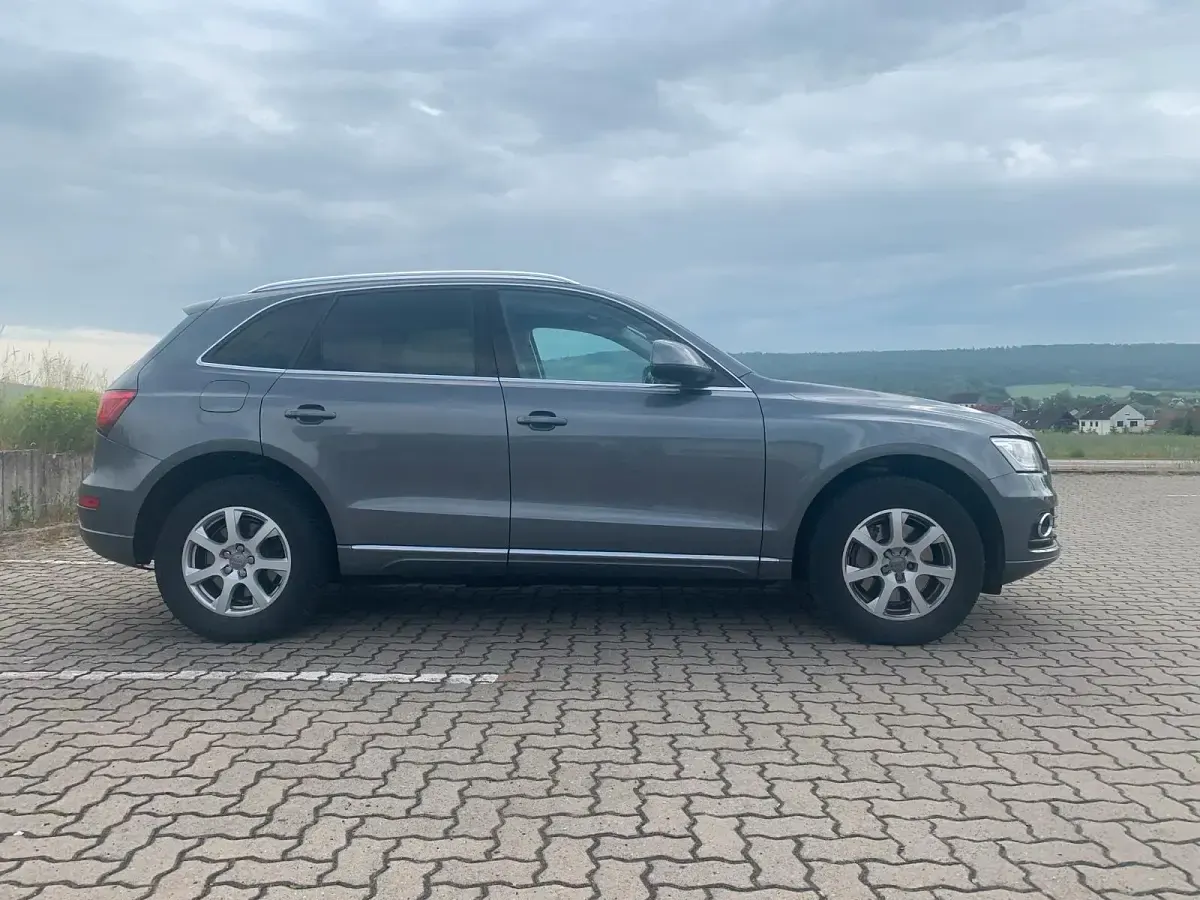 Gebraucht Audi Q5 180 PS (132 kW) 2012 Grau SUV