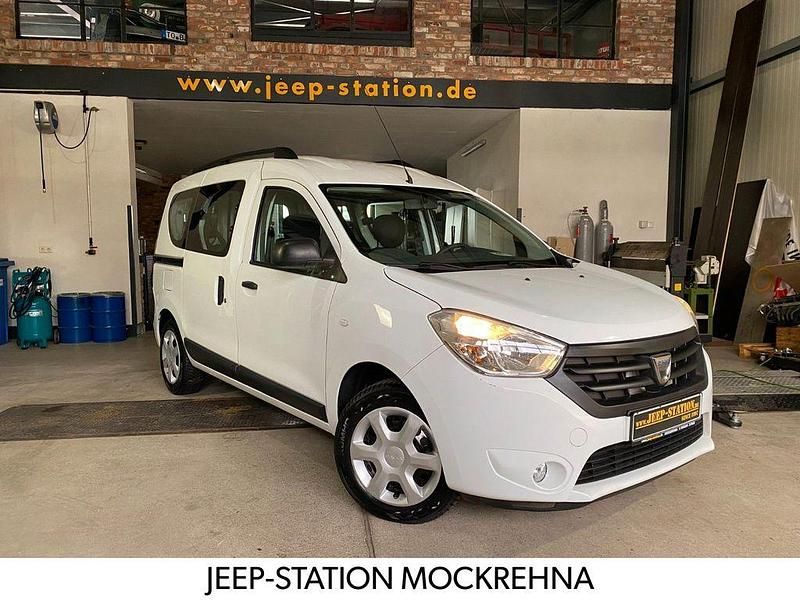 Weiß Gebraucht 2017 Dacia Dokker Ambiance Van / Kleinbus | 10.990 € (Fairer Preis) - Bild 1/4