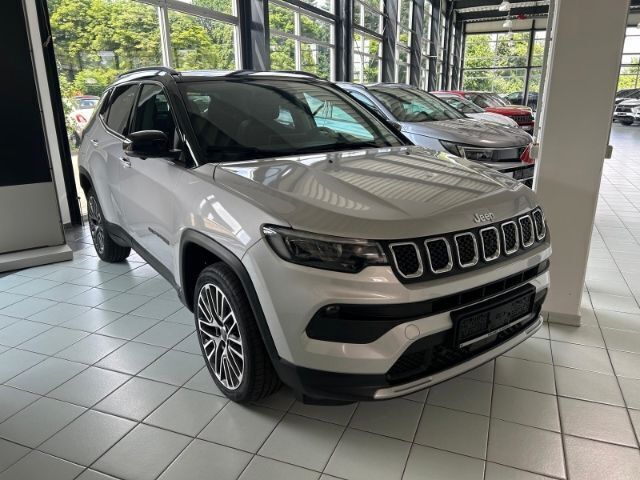 Silber Gebraucht 2023 Jeep Compass Limited SUV | 29.900 € (Guter Preis) - Bild 1/4