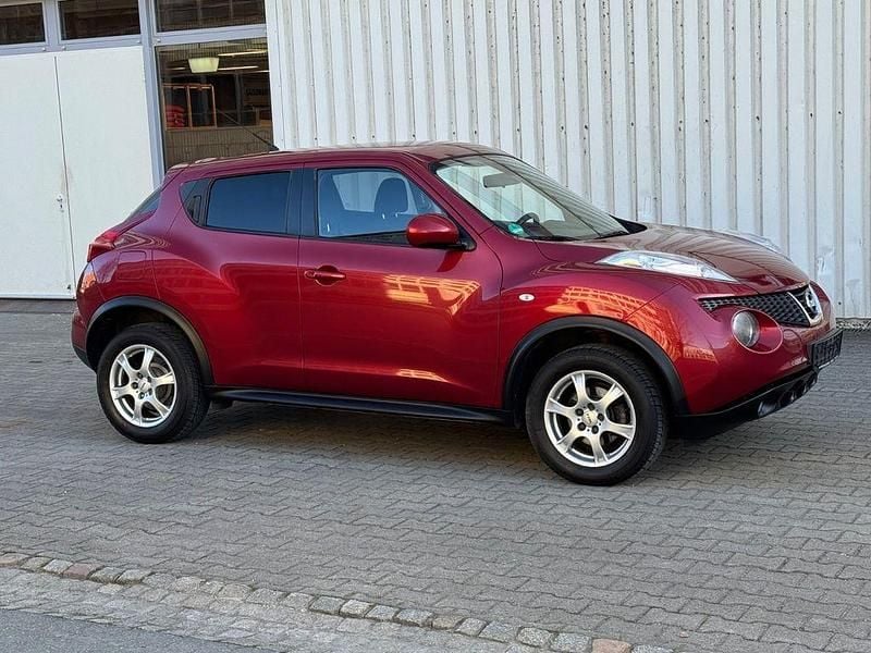 Gebraucht Nissan Juke Acenta 117 PS (86 kW) 2010 Rot SUV