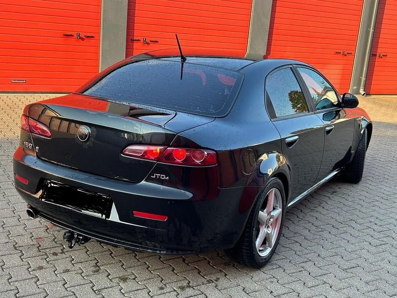 Gebraucht Alfa Romeo 159 150 PS (110 kW) 2011 Schwarz Limousine