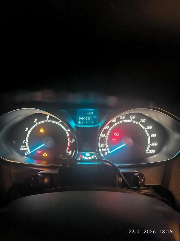 Gebraucht Ford Fiesta 60 PS (44 kW) 2016 Blau Limousine