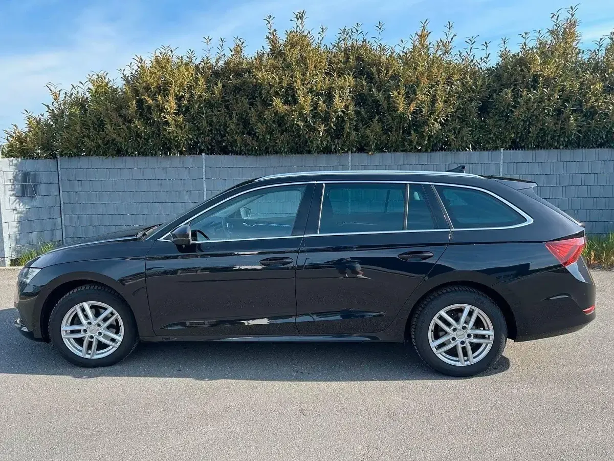 Gebraucht Skoda Octavia 150 PS (110 kW) 2021 Schwarz Kombi