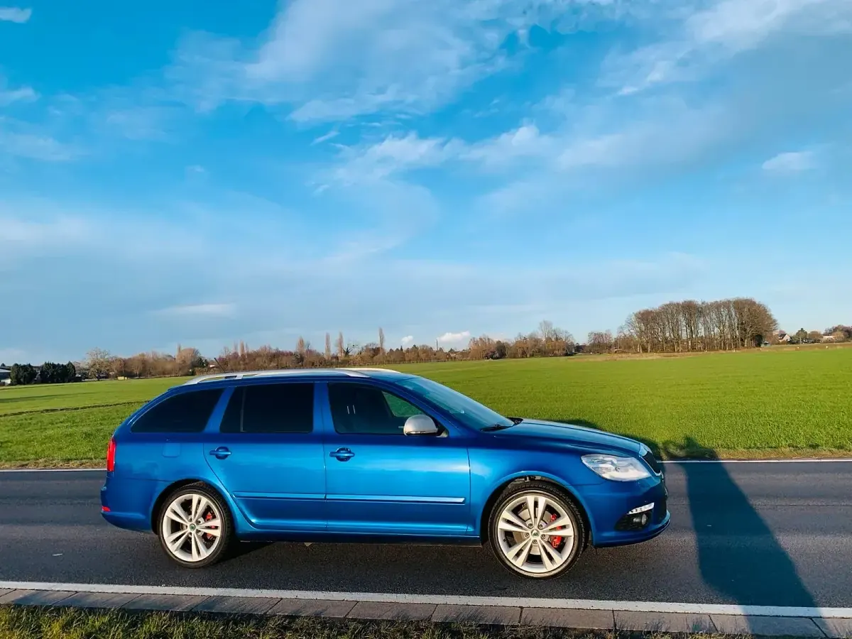 Gebraucht Skoda Octavia RS 200 PS (147 kW) 2011 Blau Kombi