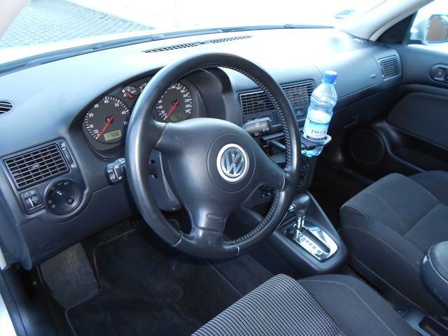 Gebraucht VW Golf IV Highline 139 PS (102 kW) 2003 Silber metallic Limousine