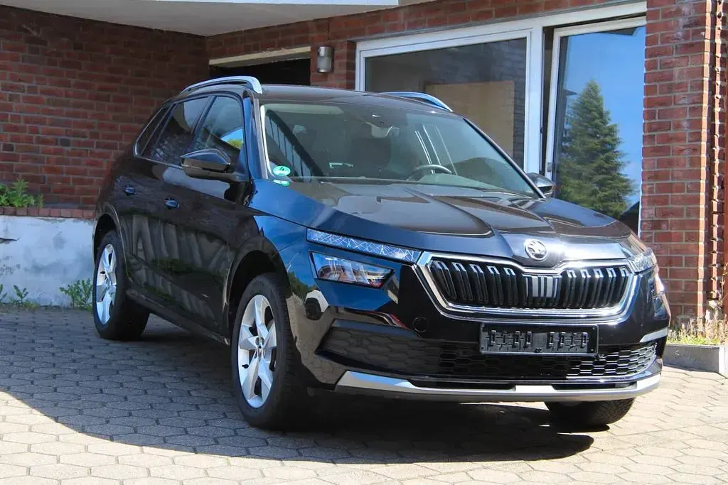 Gebraucht Skoda Kamiq Selection 95 PS (69 kW) 2024 Schwarz SUV