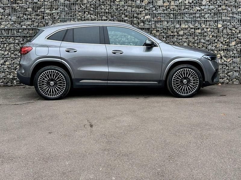 Neu Mercedes EQA350 214 kW (292 PS) 2026 Grau SUV
