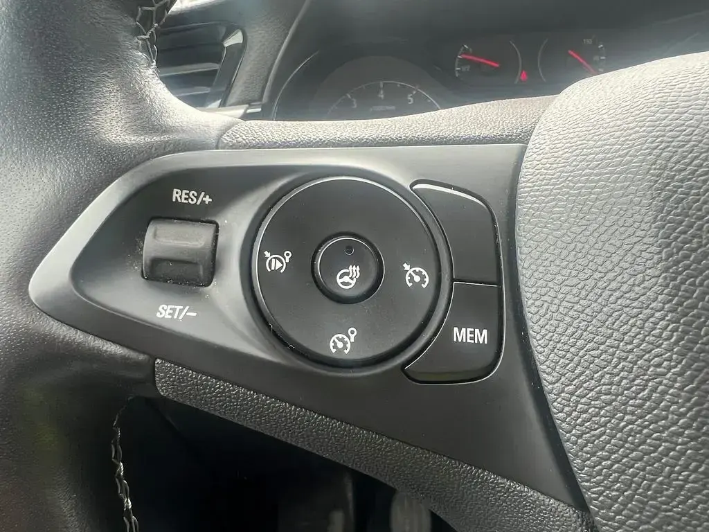 Gebraucht Opel Corsa Edition 75 PS (55 kW) 2022 Weiß Kleinwagen