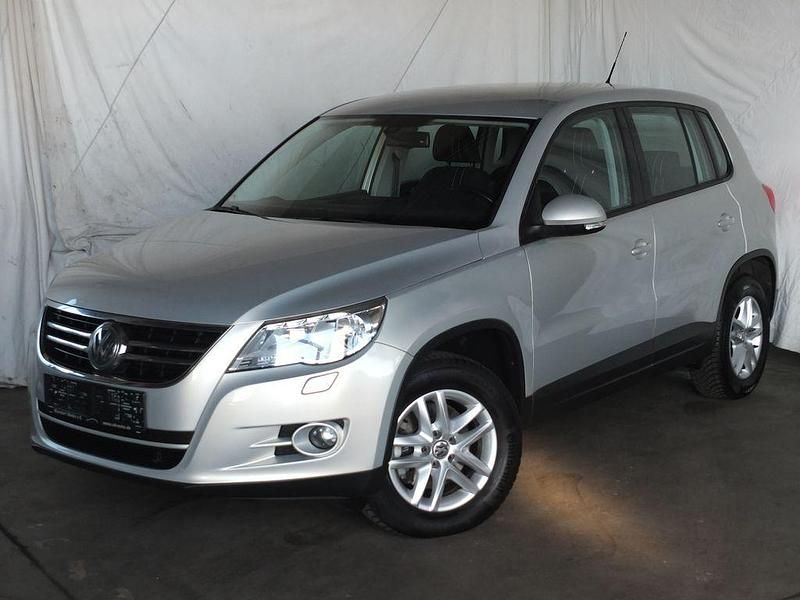 Gebraucht VW Tiguan Freestyle 150 PS (110 kW) 2011 Silber SUV