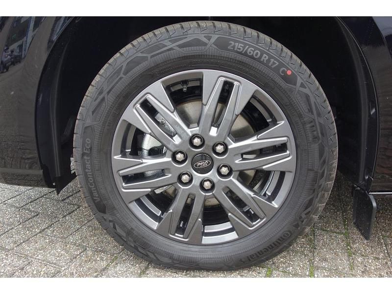 Neu Ford Tourneo Titanium 170 PS (125 kW) 2025 Schwarz Van / Kleinbus