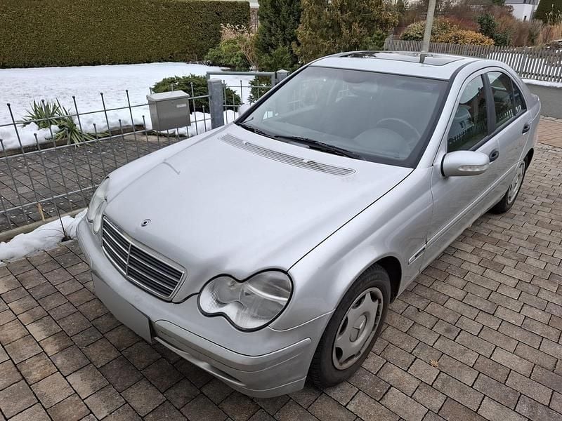 Gebraucht Mercedes C180 129 PS (94 kW) 2001 Grau Limousine