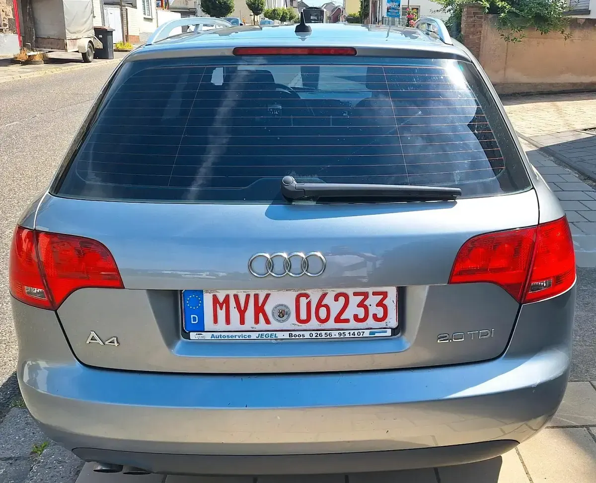 Gebraucht Audi A4 140 PS (102 kW) 2006 Grau Kombi
