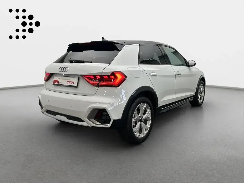 Gebraucht Audi A1 S-Line 150 PS (110 kW) 2025 Gletscherweiß metallic SUV