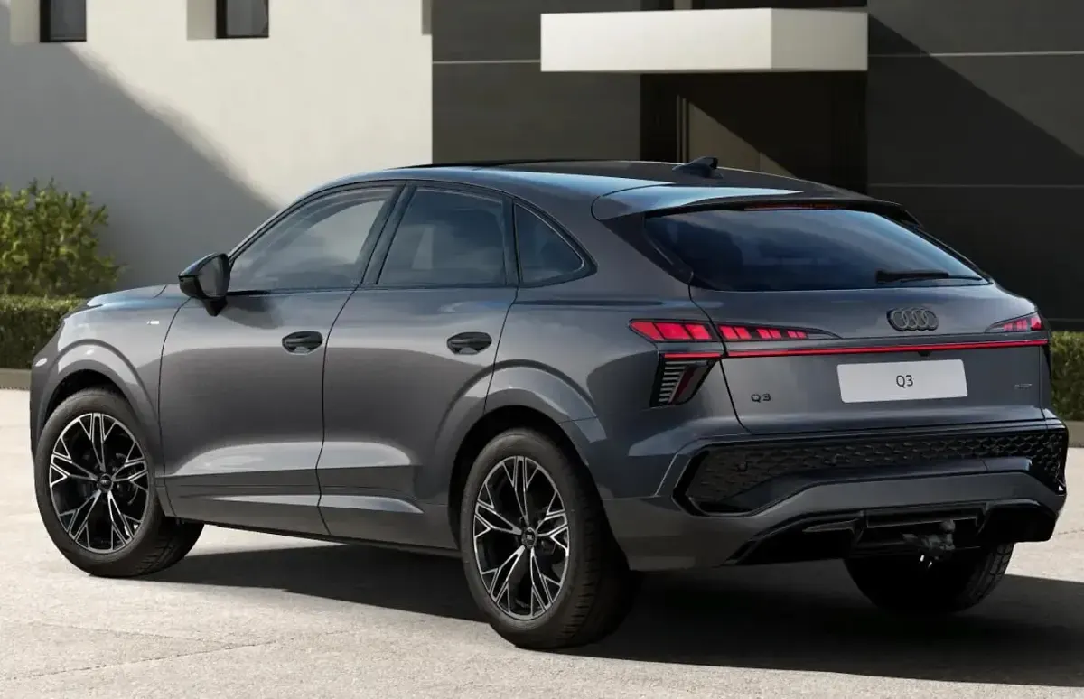 Neu Audi Q3 Sportback Ambiente 204 PS (150 kW) 2026 Daytonagrau perleffekt SUV