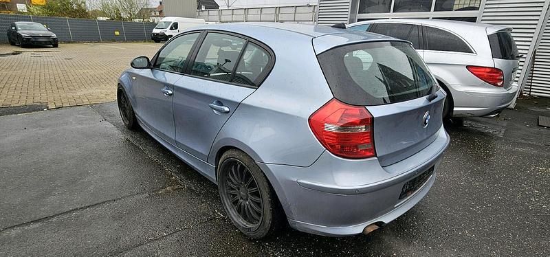 Gebraucht BMW 118 143 PS (105 kW) 2010 Blau Kleinwagen