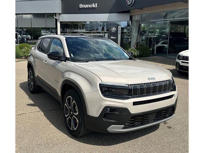 Neu Jeep Avenger Summit 110 PS (80 kW) 2025 Grau SUV