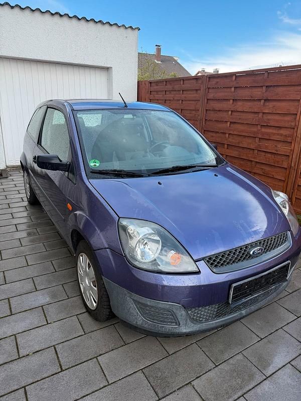 Gebraucht Ford Fiesta 59 PS (43 kW) 2006 Violet Kleinwagen