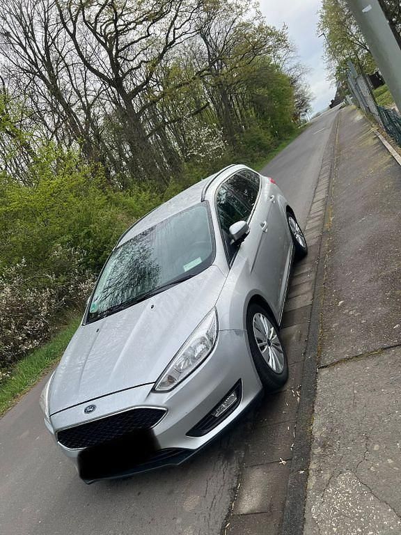 Gebraucht Ford Focus Business Edition 120 PS (88 kW) 2016 Silber Kombi