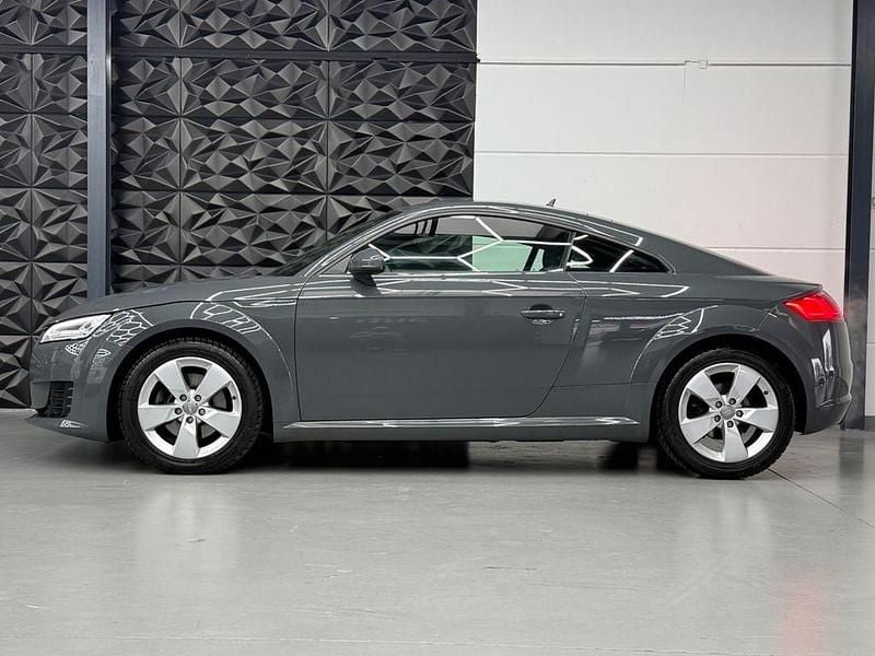 Gebraucht Audi TT Sport 179 PS (131 kW) 2017 Grau Coupé