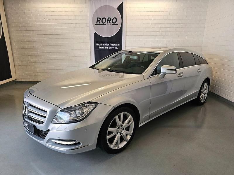 Gebraucht Mercedes CLS350 Shooting Brake 265 PS (194 kW) 2014 Silber Kombi