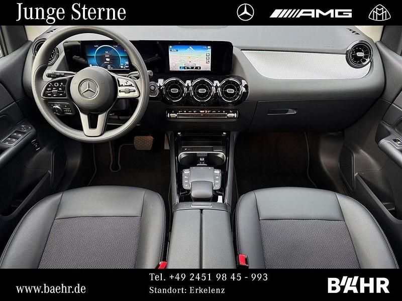 Gebraucht Mercedes E250 160 PS (117 kW) 2022 Schwarz Limousine