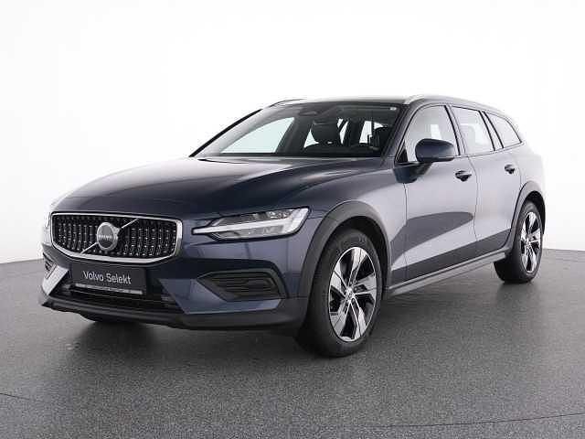 Gebraucht Volvo V60 CC 145 PS (106 kW) 2023 Kombi
