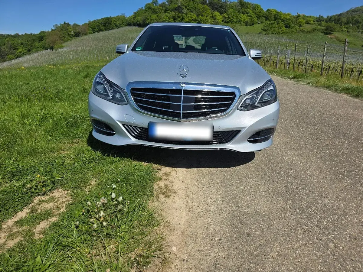 Gebraucht Mercedes E400 Elegance 333 PS (244 kW) 2013 Silber Limousine
