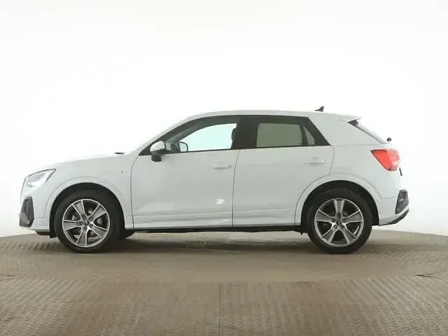 Gebraucht Audi Q2 S-Line 190 PS (139 kW) 2025 Andere SUV