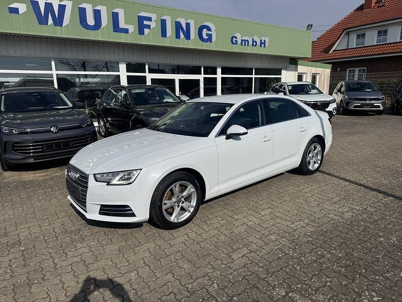 Gebraucht Audi A4 Sport 150 PS (110 kW) 2017 Weiß Limousine