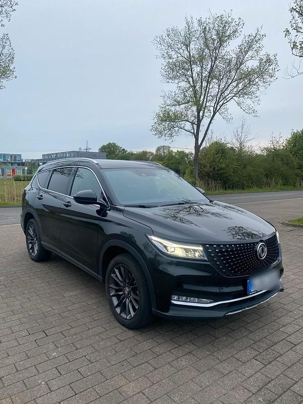 Schwarz Gebraucht 2022 DFSK Fengon SUV | 26.372 € (Fairer Preis) - Bild 1/4
